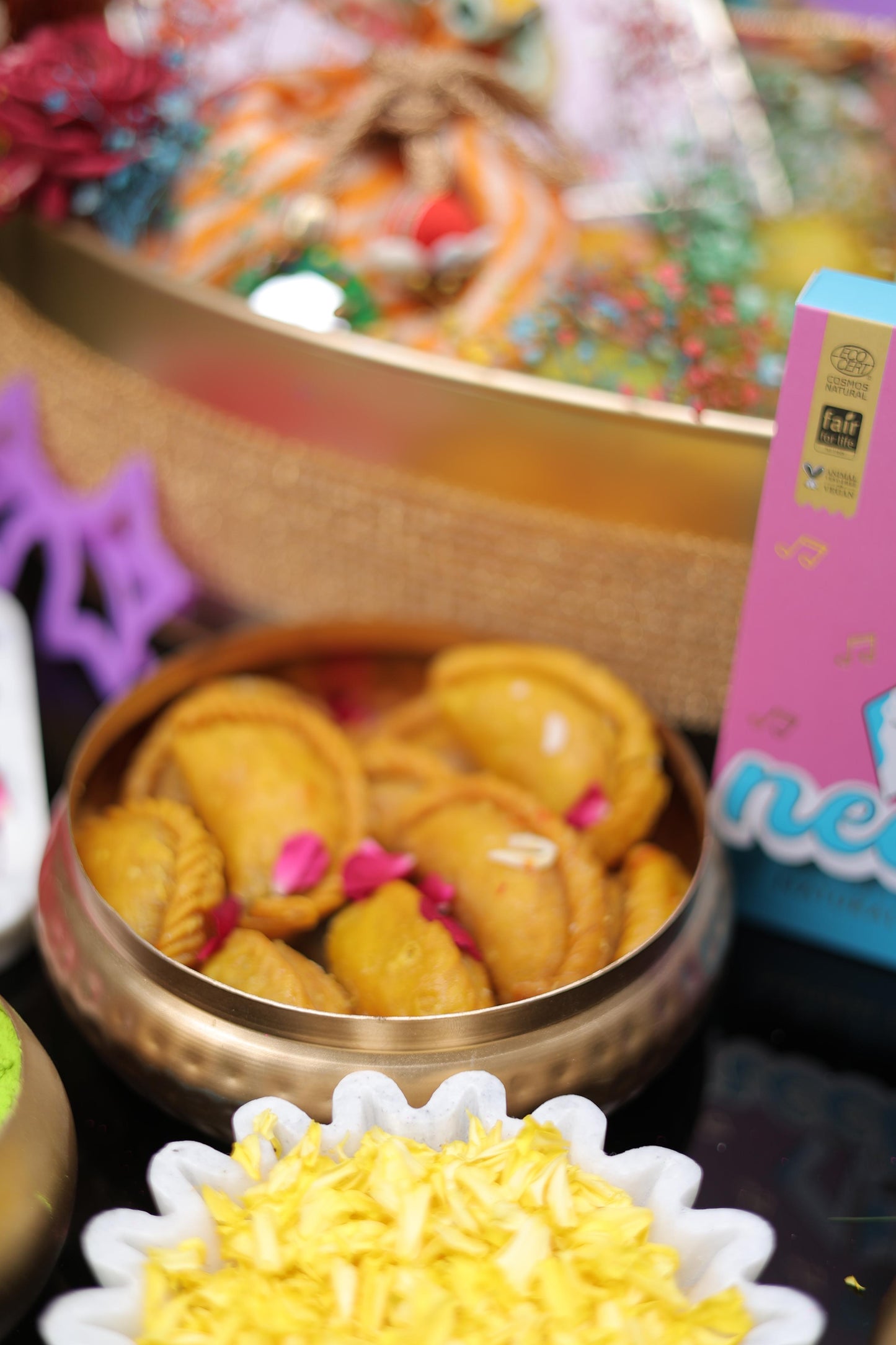 Holi Gifting Hamper Gold
