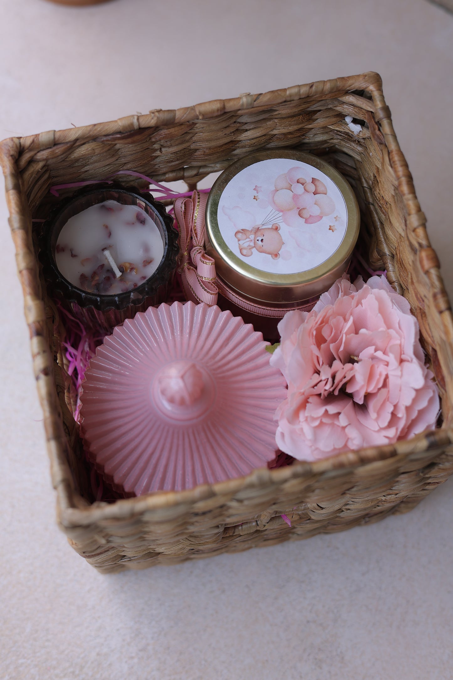 Baby announcement hut basket