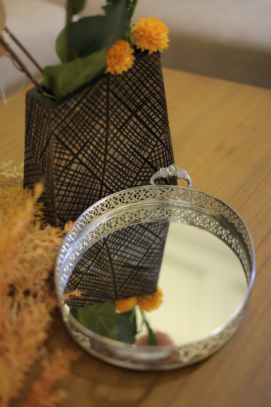 Metal glass tray