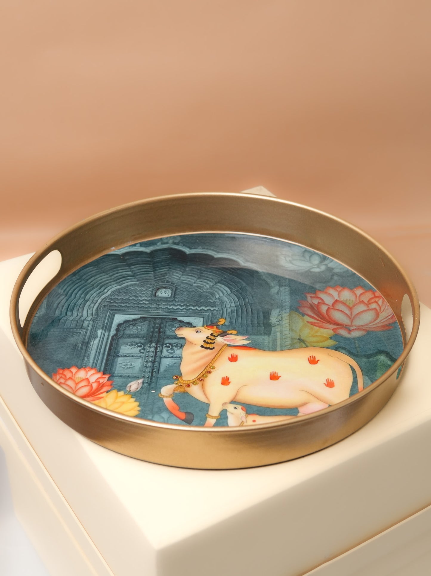 Pichwai gifting tray