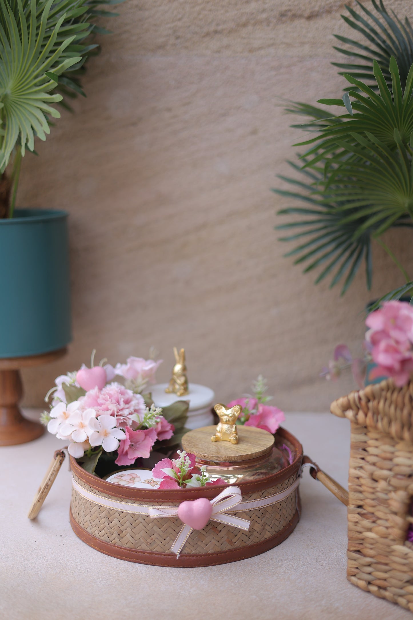 Elegant Handmade Gift Box – Premium Wrap & Gift 4