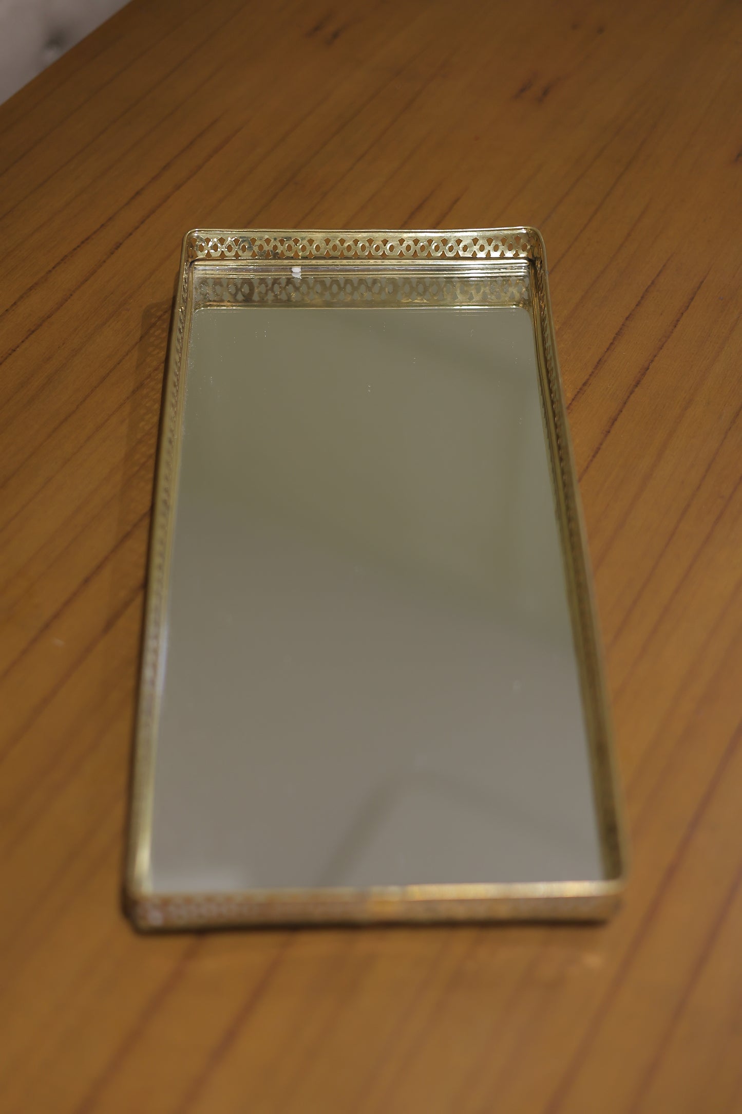 Gold glass metallic tray