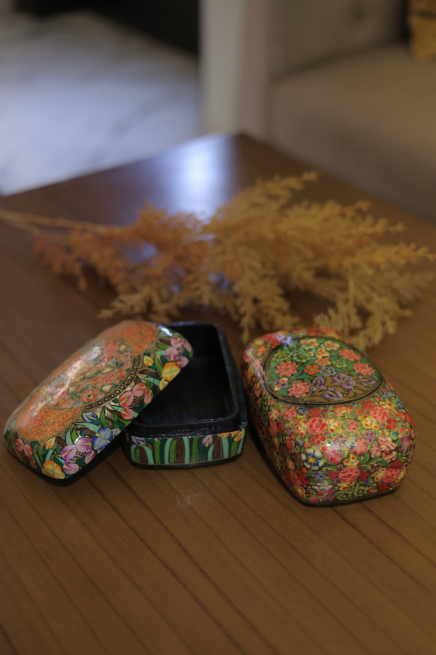 Kashmiri gifting boxes