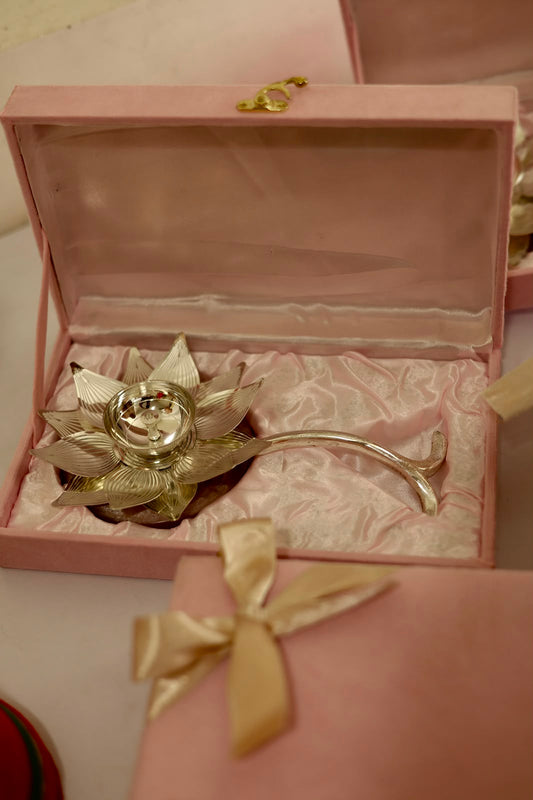 Metal gifting diya with handle and box packing