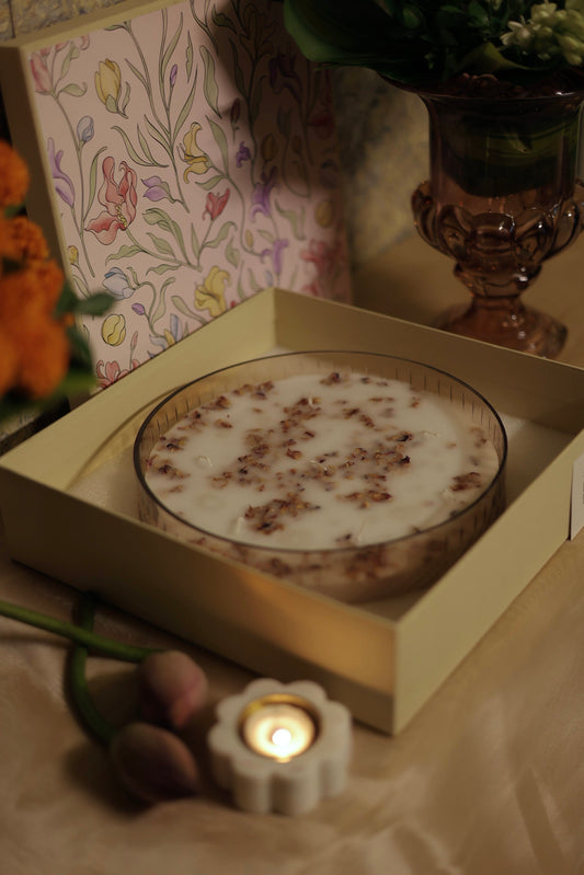 Premium scented candle gift box